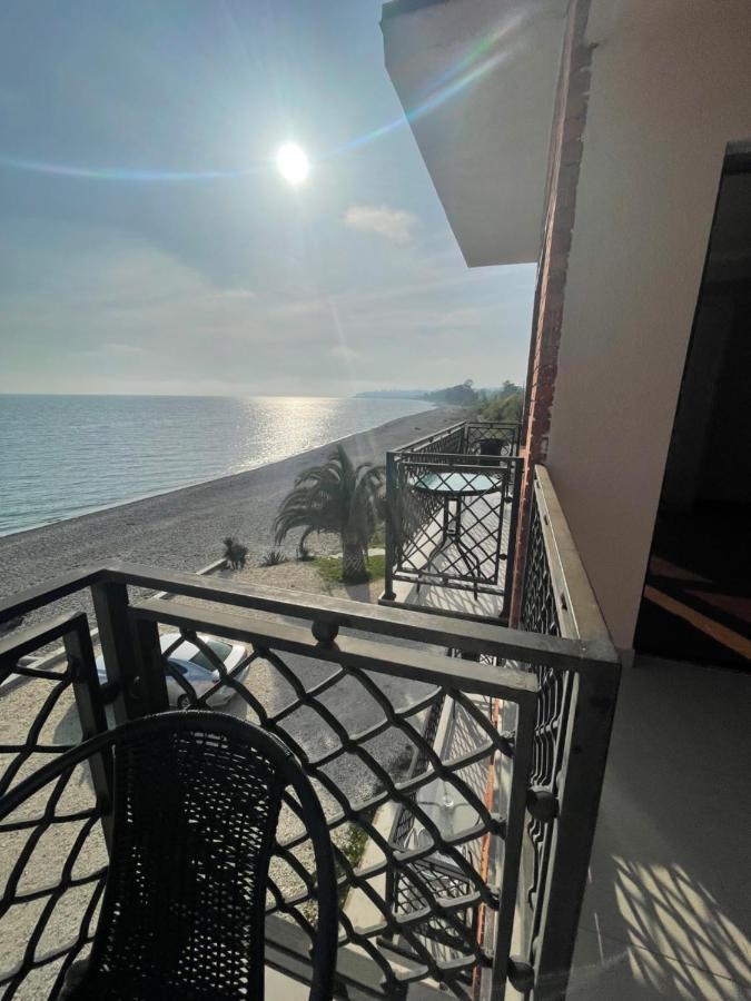 Leon Hotel New Athos Exterior foto